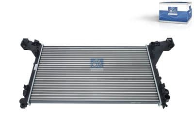 Radiador, refrigeración del motor DT Spare Parts 6.00211