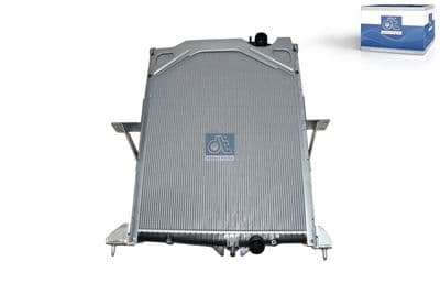 Radiador, refrigeración del motor DT Spare Parts 2.15399
