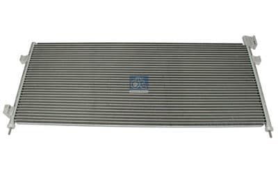 Condensador, aire acondicionado DT Spare Parts 2.76056