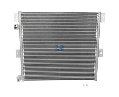 Condensador, aire acondicionado DT Spare Parts 6.73000