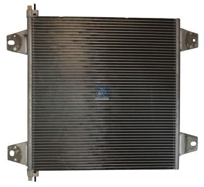 Condensador, aire acondicionado DT Spare Parts 5.62033