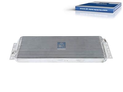 Radiador de aceite, aceite de motor DT Spare Parts 3.51324