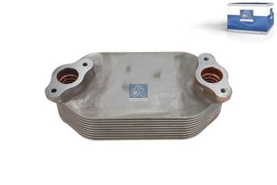 Radiador de aceite, aceite de motor DT Spare Parts 4.68763