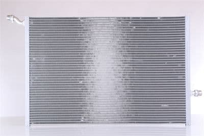 Refrigerador de baja temperatura, aire de admisión NISSENS 627032