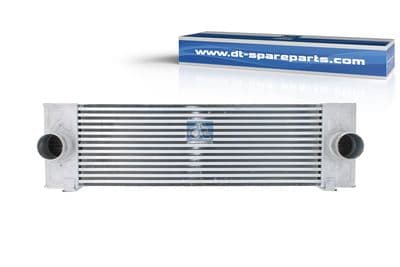 Radiador de aire de admisión DT Spare Parts 13.48029