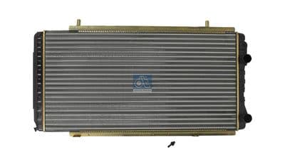 Radiador, refrigeración del motor DT Spare Parts 12.17000