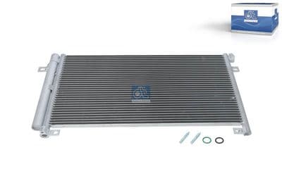 Condensador, aire acondicionado DT Spare Parts 2.76064