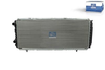 Radiador, refrigeración del motor DT Spare Parts 12.17005