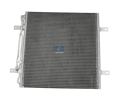 Condensador, aire acondicionado DT Spare Parts 4.63344