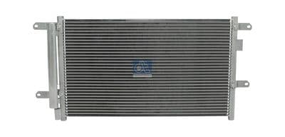 Condensador, aire acondicionado DT Spare Parts 7.74028