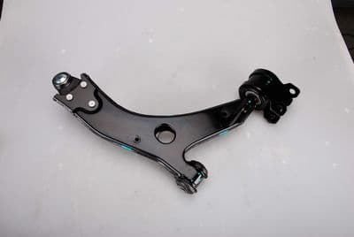 Brazo oscilante, suspensión de ruedas GMB 0219-0027