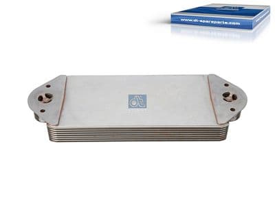 Radiador de aceite, aceite de motor DT Spare Parts 1.10391