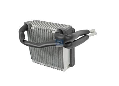 Evaporador, aire acondicionado DT Spare Parts 13.71025