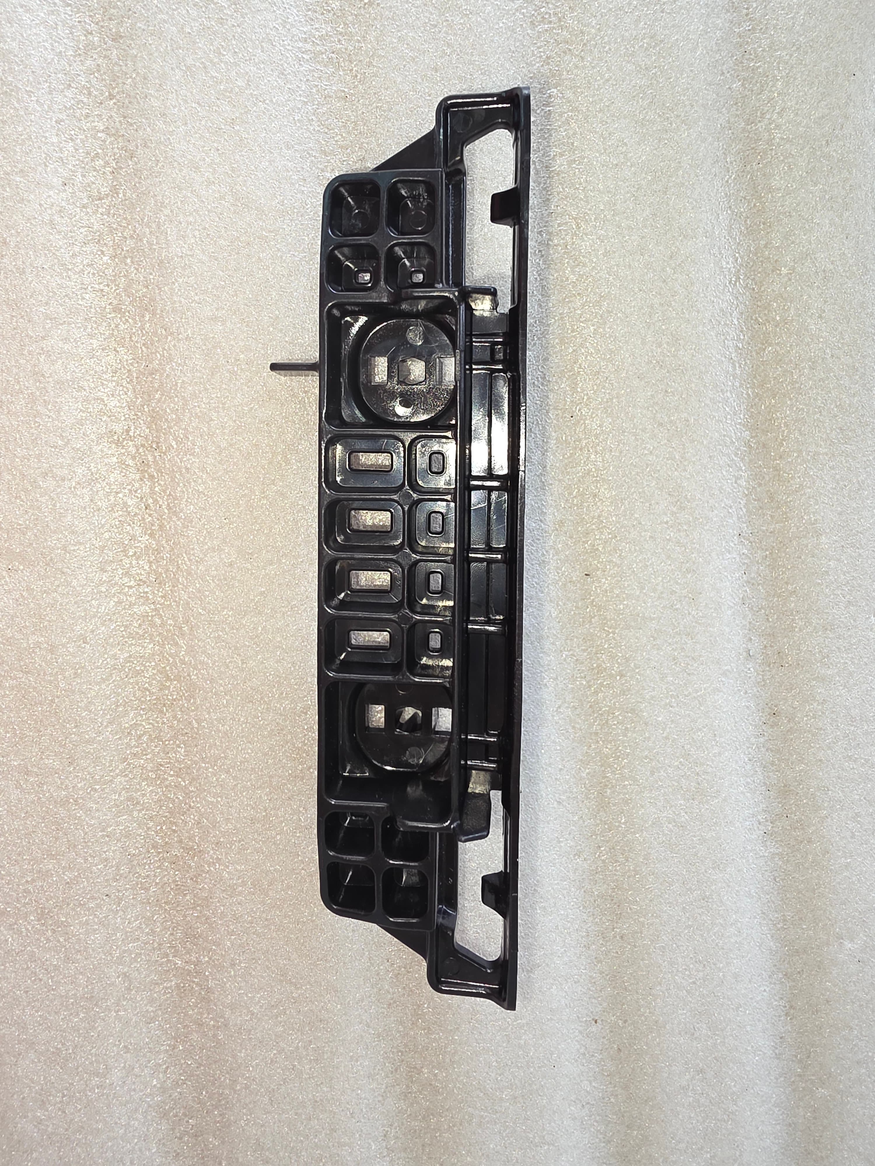 SOPORTE GUIA BUMPER SUZUKI JIMNY