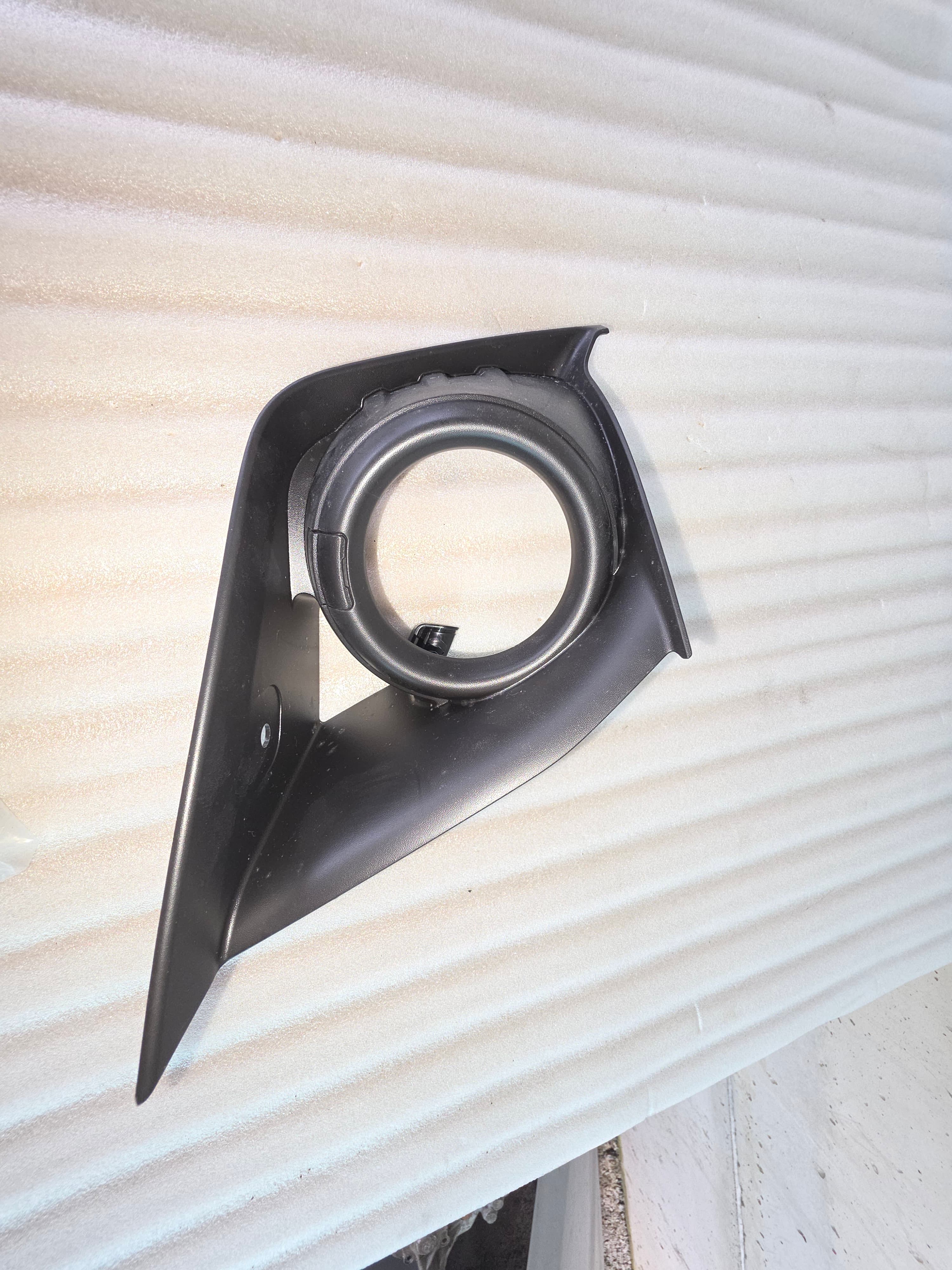 CUBIERTA DE ALOGENO BUMPER DEL MITSUBISHI OUTLANDER