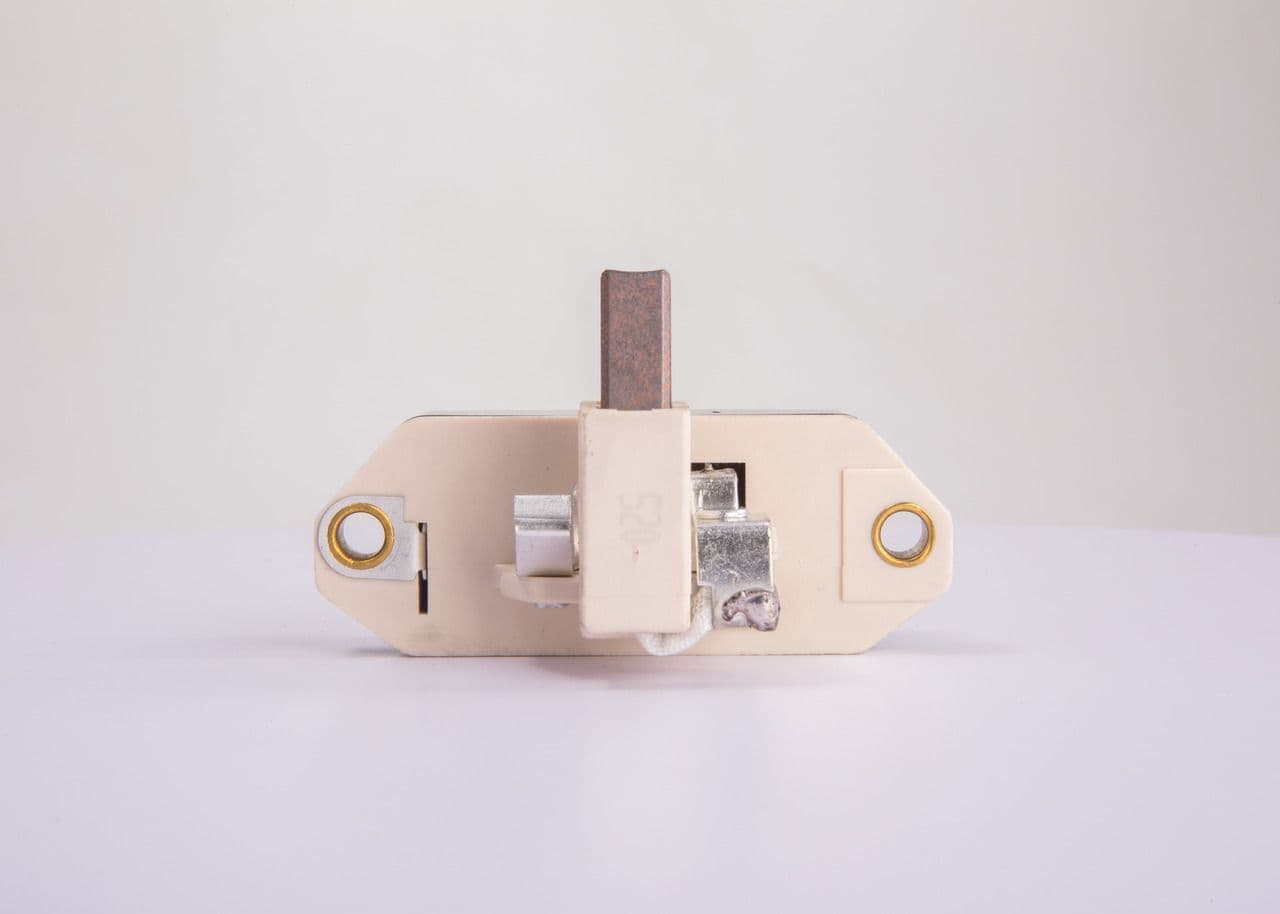 Regulador del alternador BOSCH 9 190 087 028