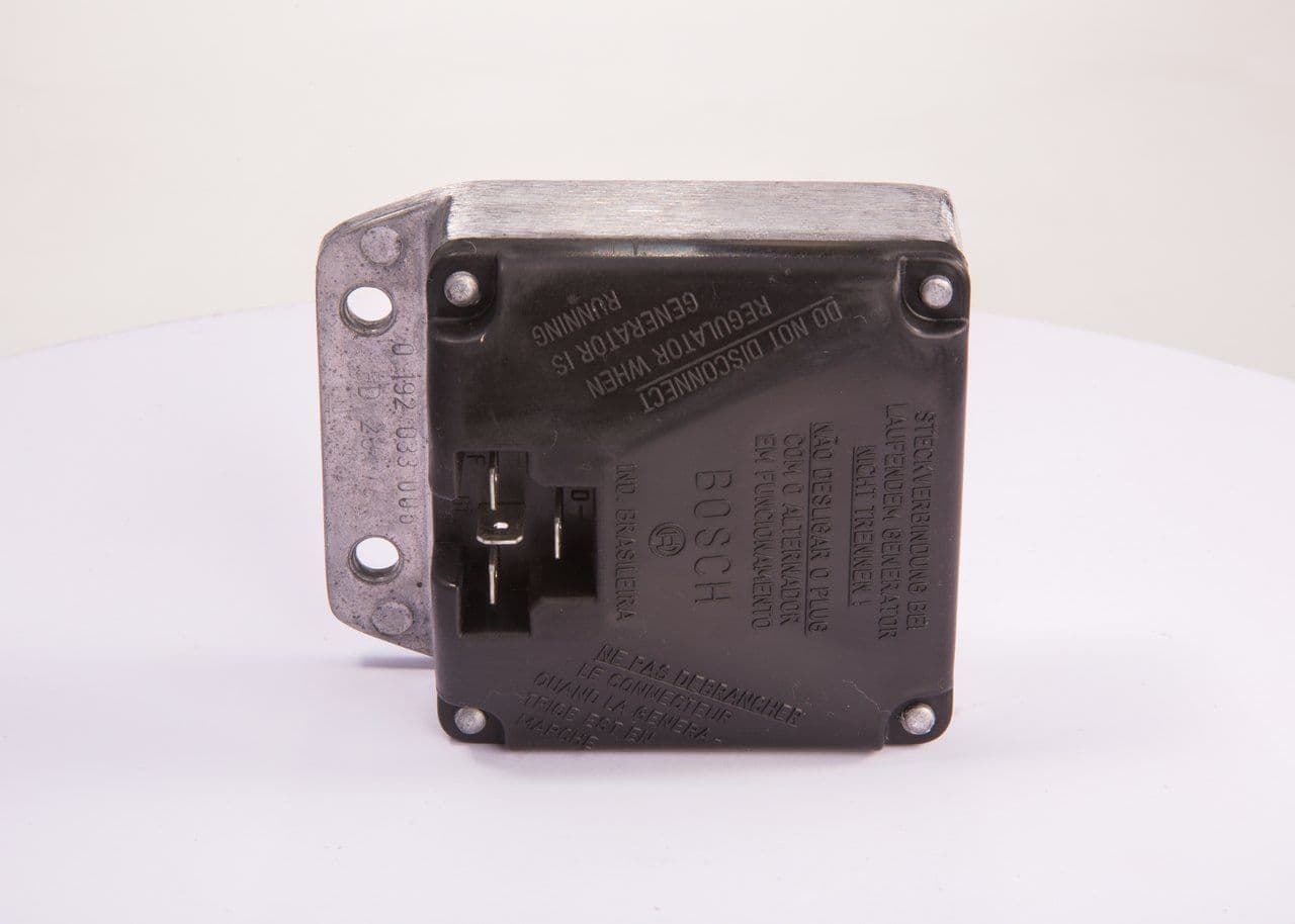 Regulador del alternador BOSCH 0 192 033 005