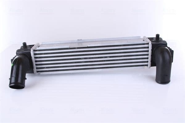 Radiador de aire de admisión NISSENS 96215
