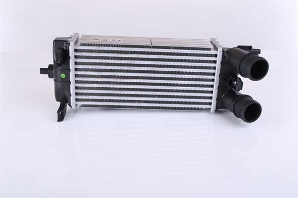 Radiador de aire de admisión NISSENS 961509