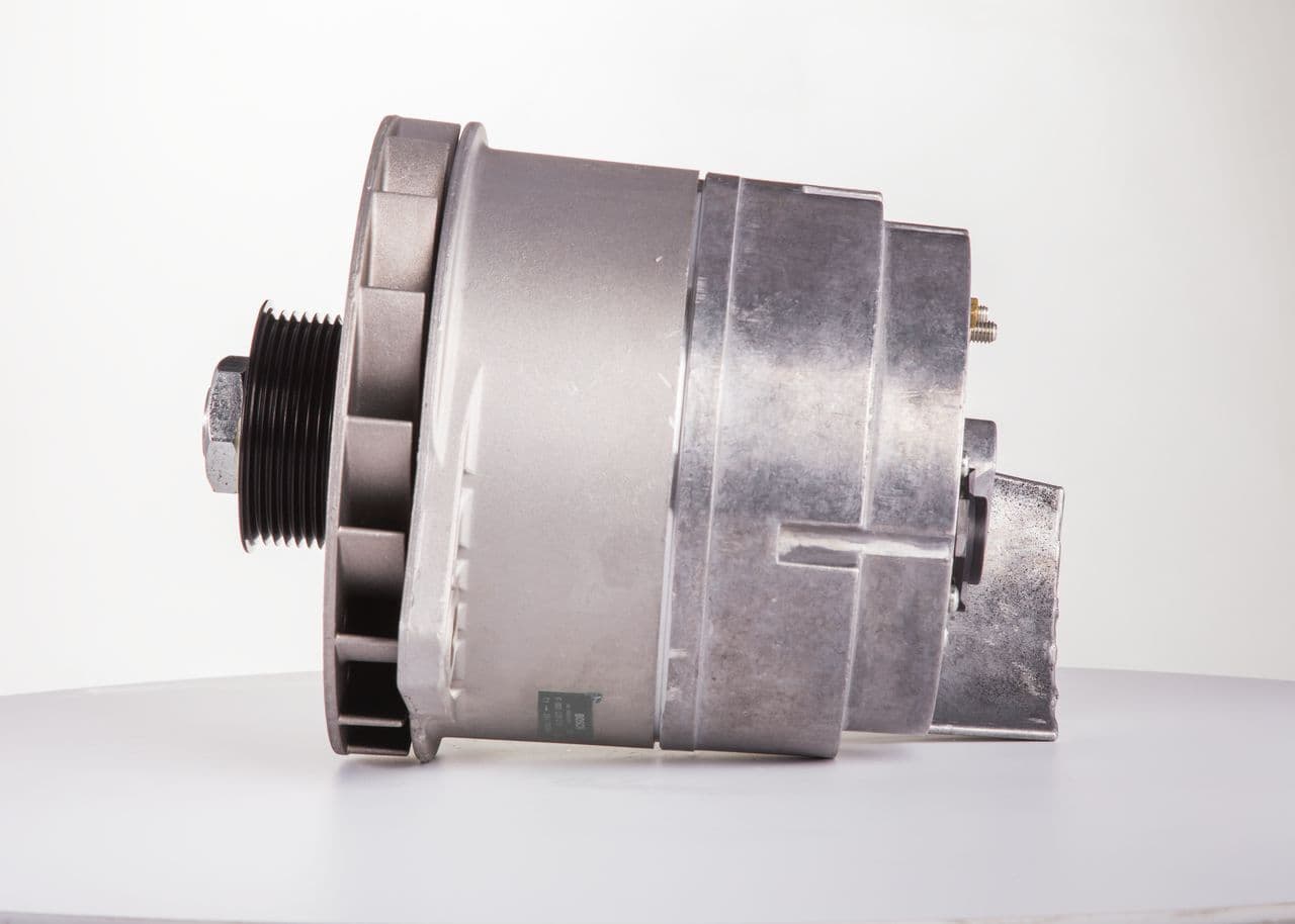Alternador BOSCH F 000 LD0 210