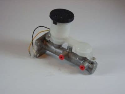 Cilindro principal de freno AISIN MG-003