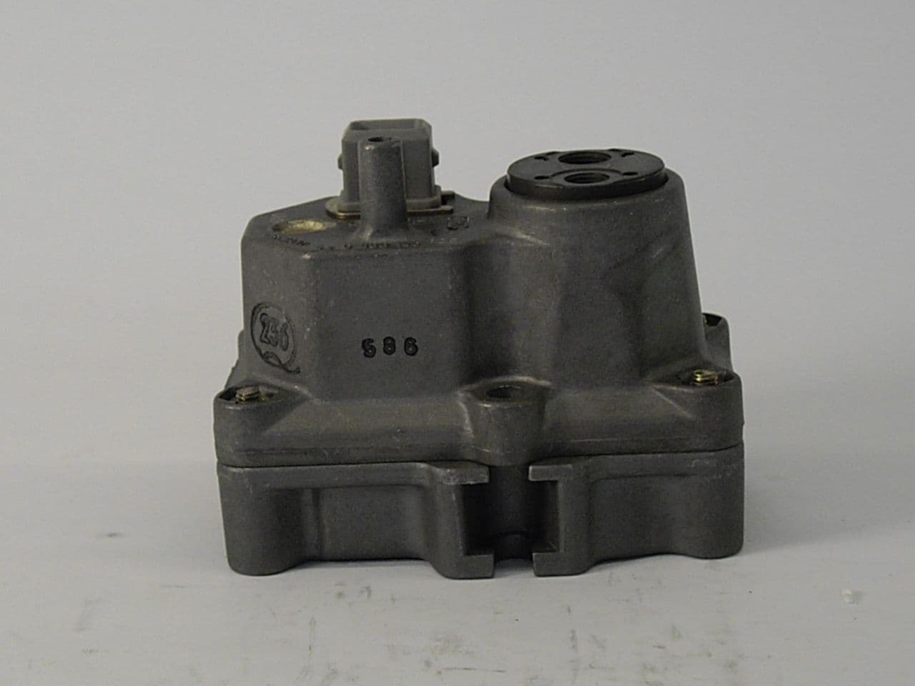 Regulador de calentamiento BOSCH 0 438 140 128