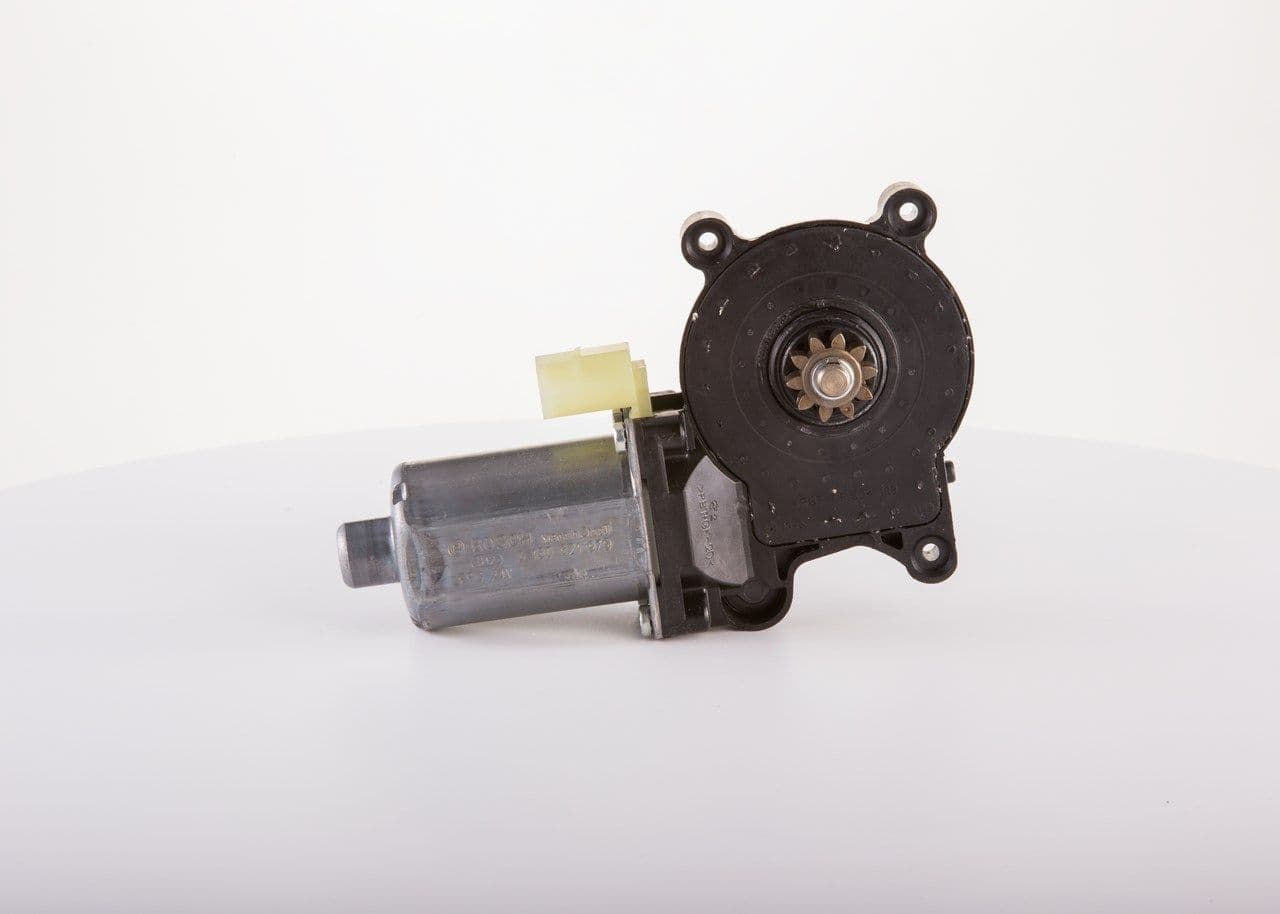 Motor eléctrico, elevador de ventana BOSCH 0 130 821 979
