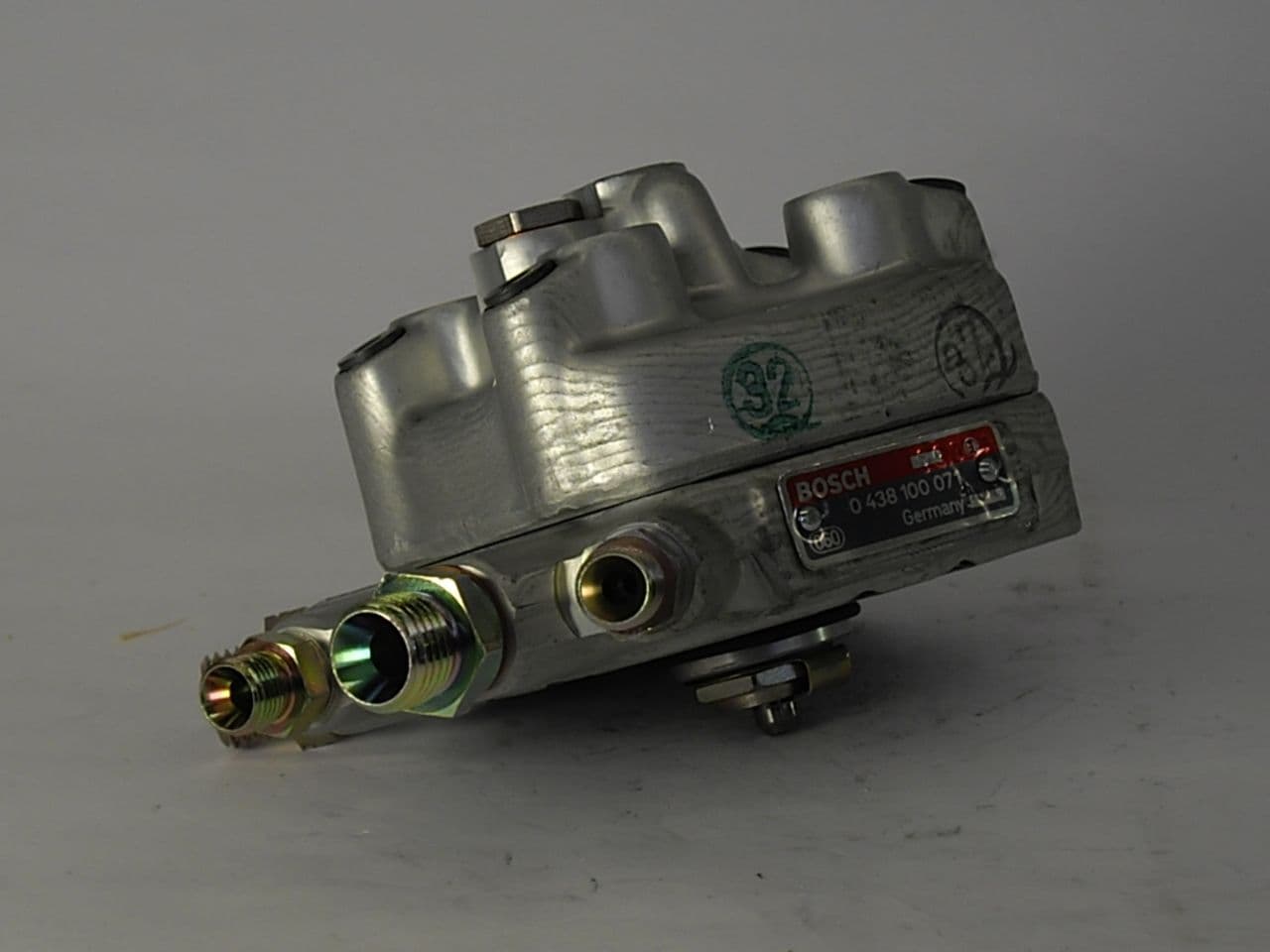 Dosificador, sistema de inyección BOSCH 0 438 100 091