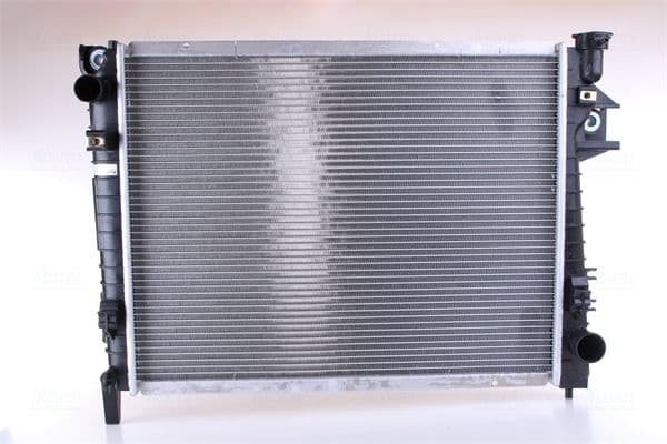 Radiador, refrigeración del motor NISSENS 69018