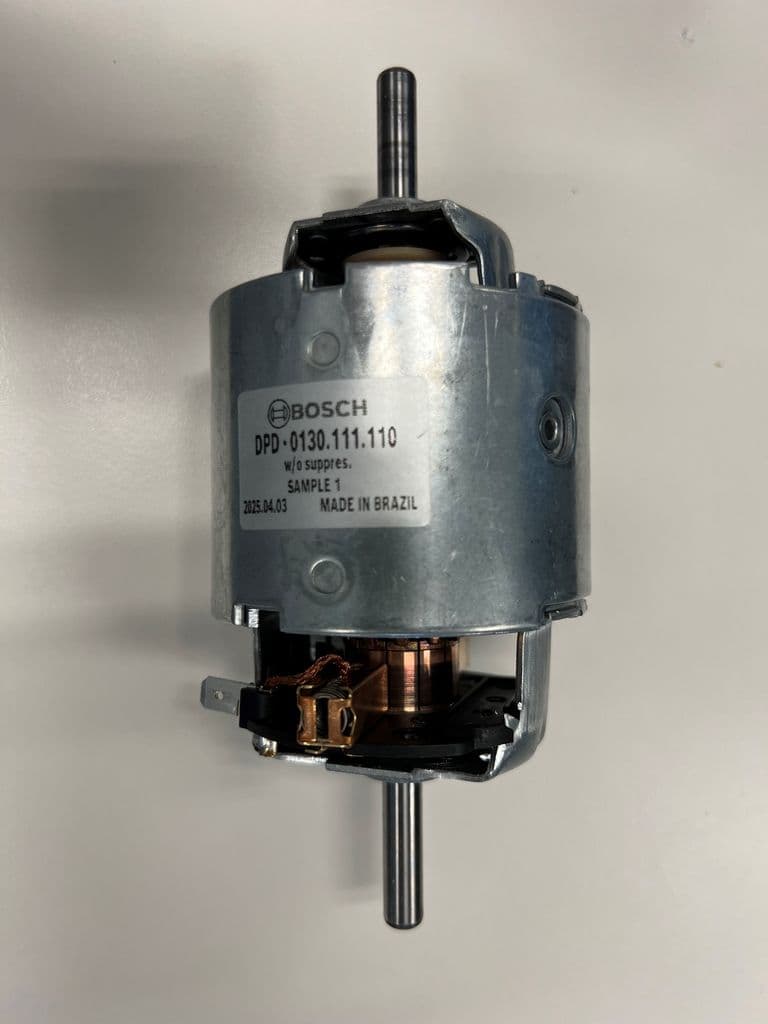 Motor eléctrico, ventilador del interior BOSCH 0 130 111 110