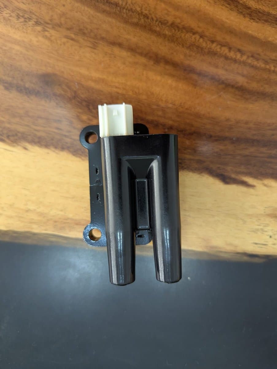 https://imagenes-inventario-quinpart.s3.us-east-1.amazonaws.com/productos/20373/1763145272423-bobina_de_encendido_para_mitsubishi_montero_97-06.jpeg