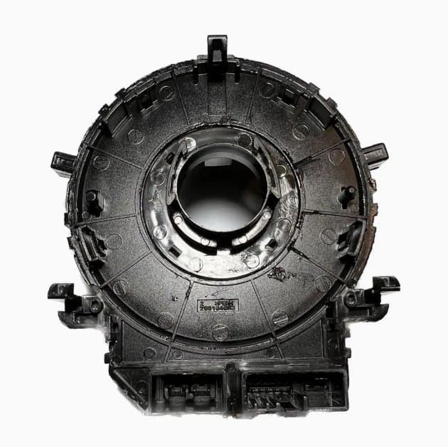 https://imagenes-inventario-quinpart.s3.us-east-1.amazonaws.com/productos/20458/1763139632481-cinta_airbag_kia_picanto_2017_hyundai_i30_2007-2012.png