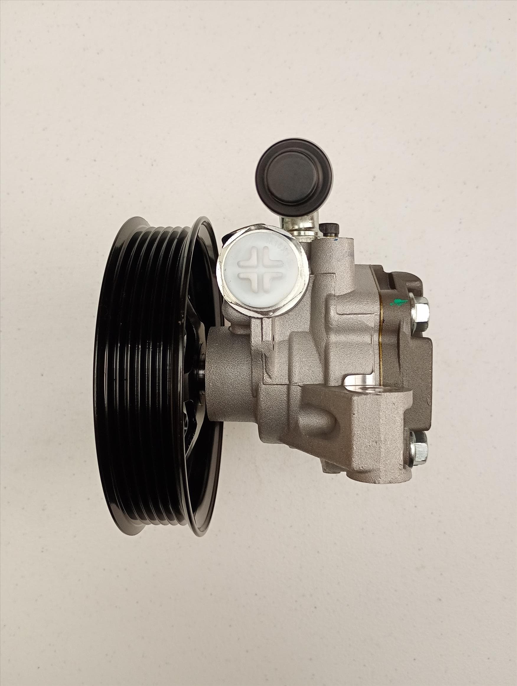 BOMBA DE DIRECCION HIDRAULICA SUZUKI GRAND VITARA H27 07-12 NEW AIR