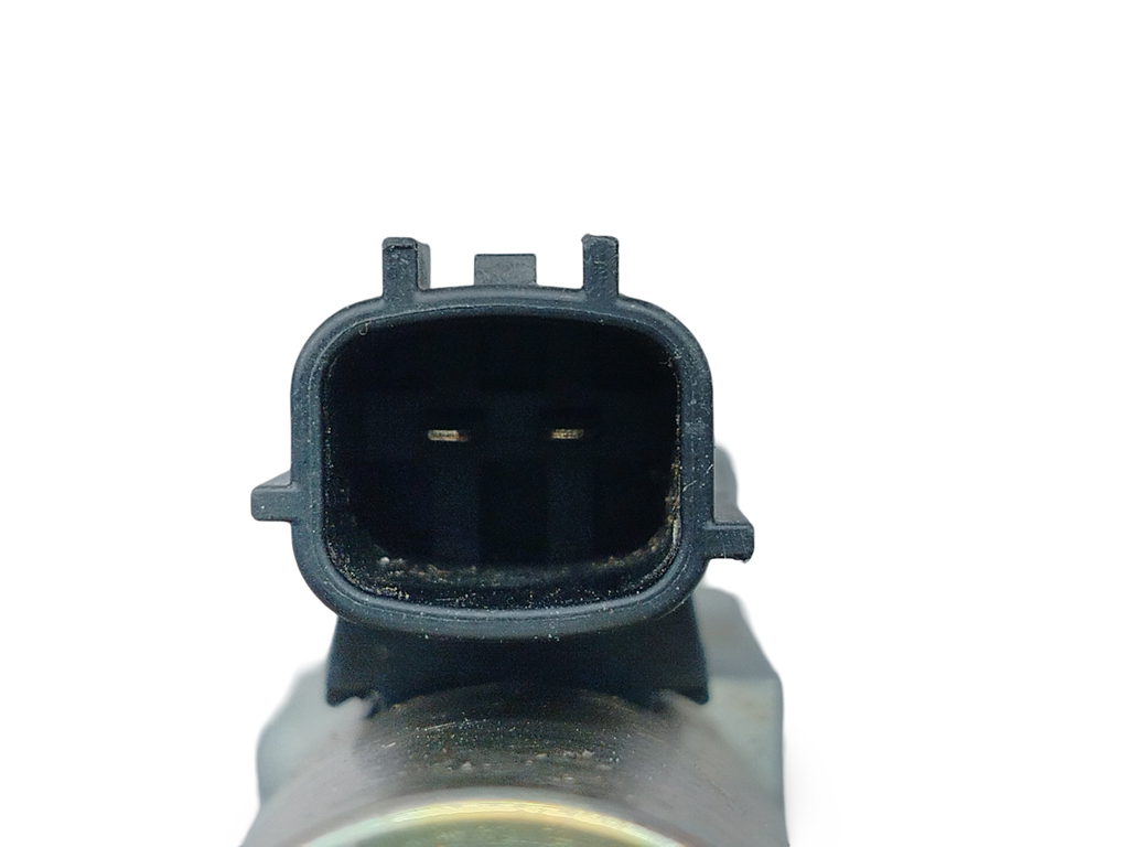 Válvula Solenoide Derecha (VVT) Nissan
