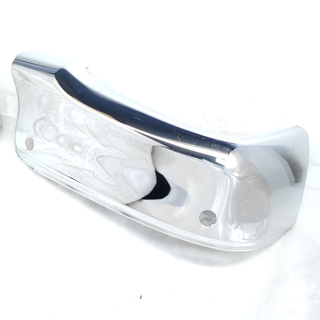 Moldura Cromada Lateral Izquierda Bumper Trasero Toyota