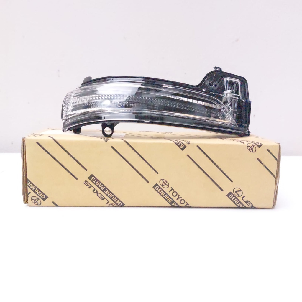 Luz espejo retrovisor derecho Toyota