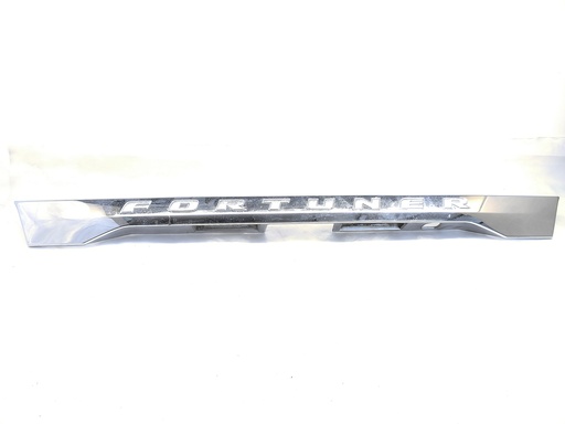 [76801-0K230] Moldura Compuerta Toyota
