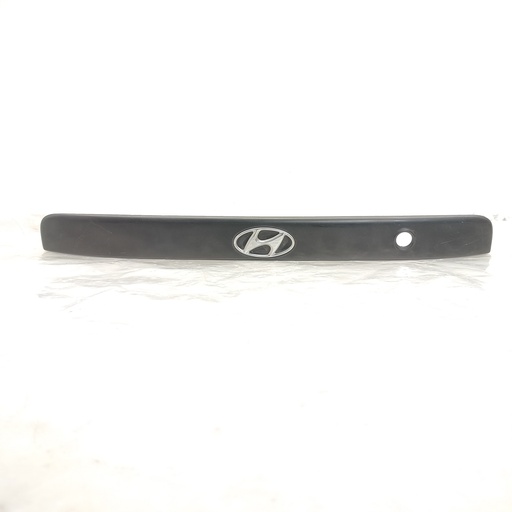[87371-2S000] Moldura Compuerta Trasera Hyundai